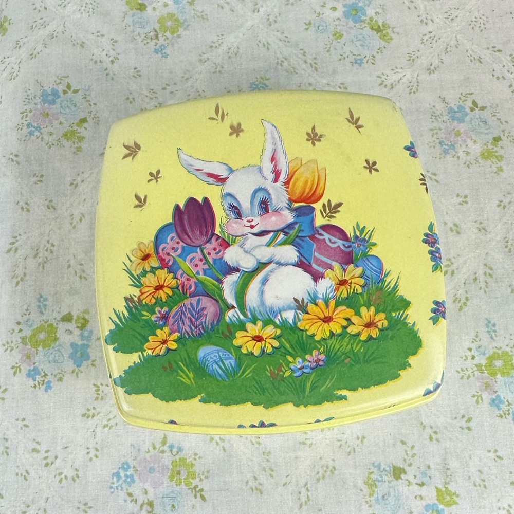 Vintage Kitschy Easter Bunny Candy Container Box